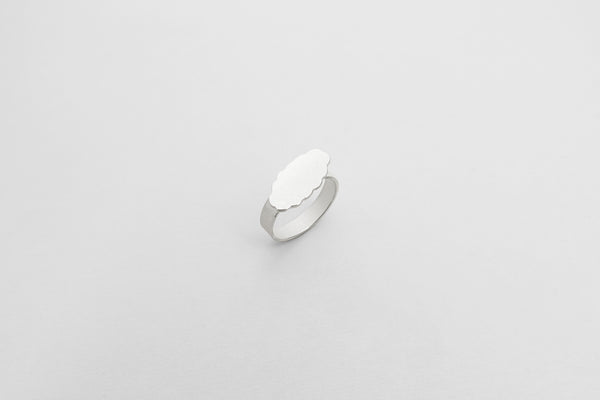 Ring, oval